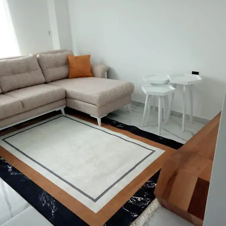 Cozy Suites Διαμέρισμα *