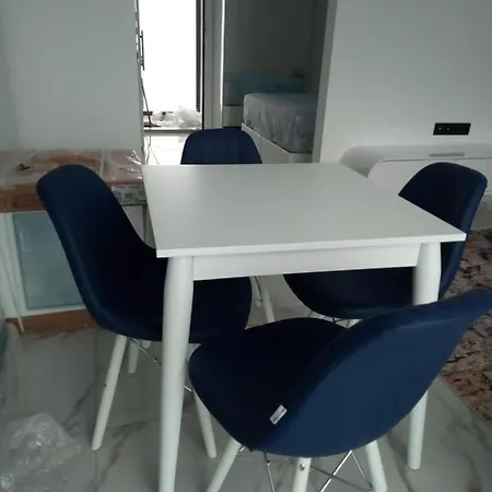 Cozy Suites Διαμέρισμα *