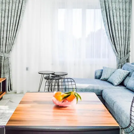 Cozy Suites Διαμέρισμα *